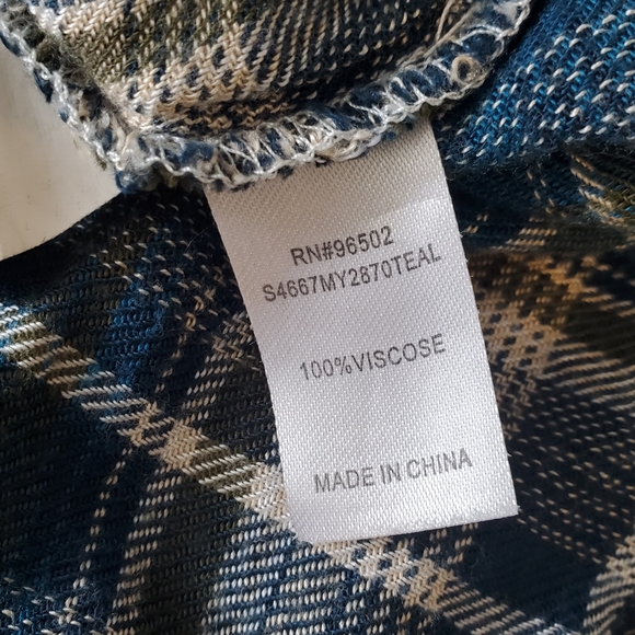 Plaid Tie Front Flare Sleeve Top - Picture 7 of 8